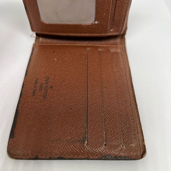 Louis Vuitton Monogram Billfold Wallet - Picture 7 of 9